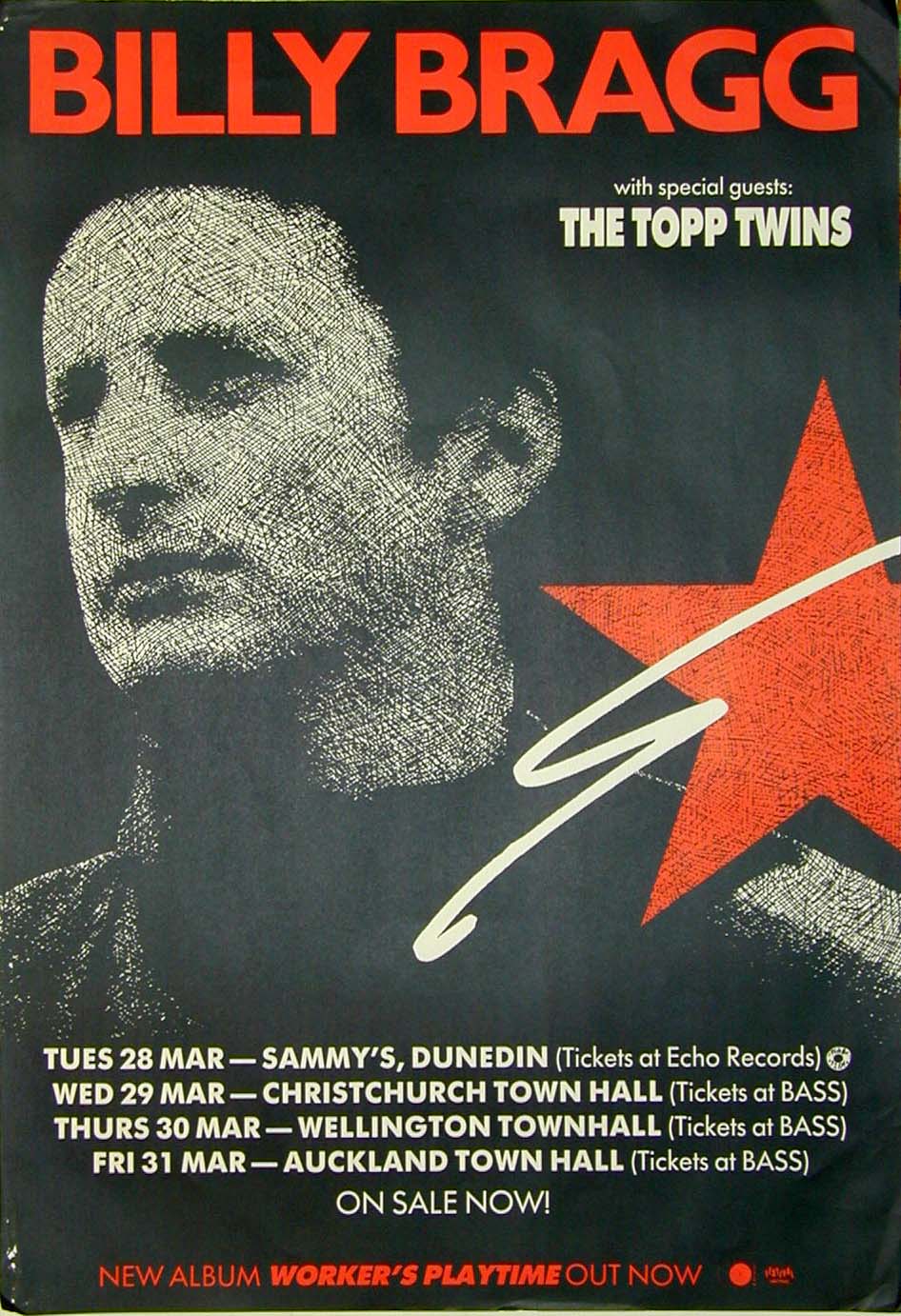 Billy Bragg with the Topp Twins.